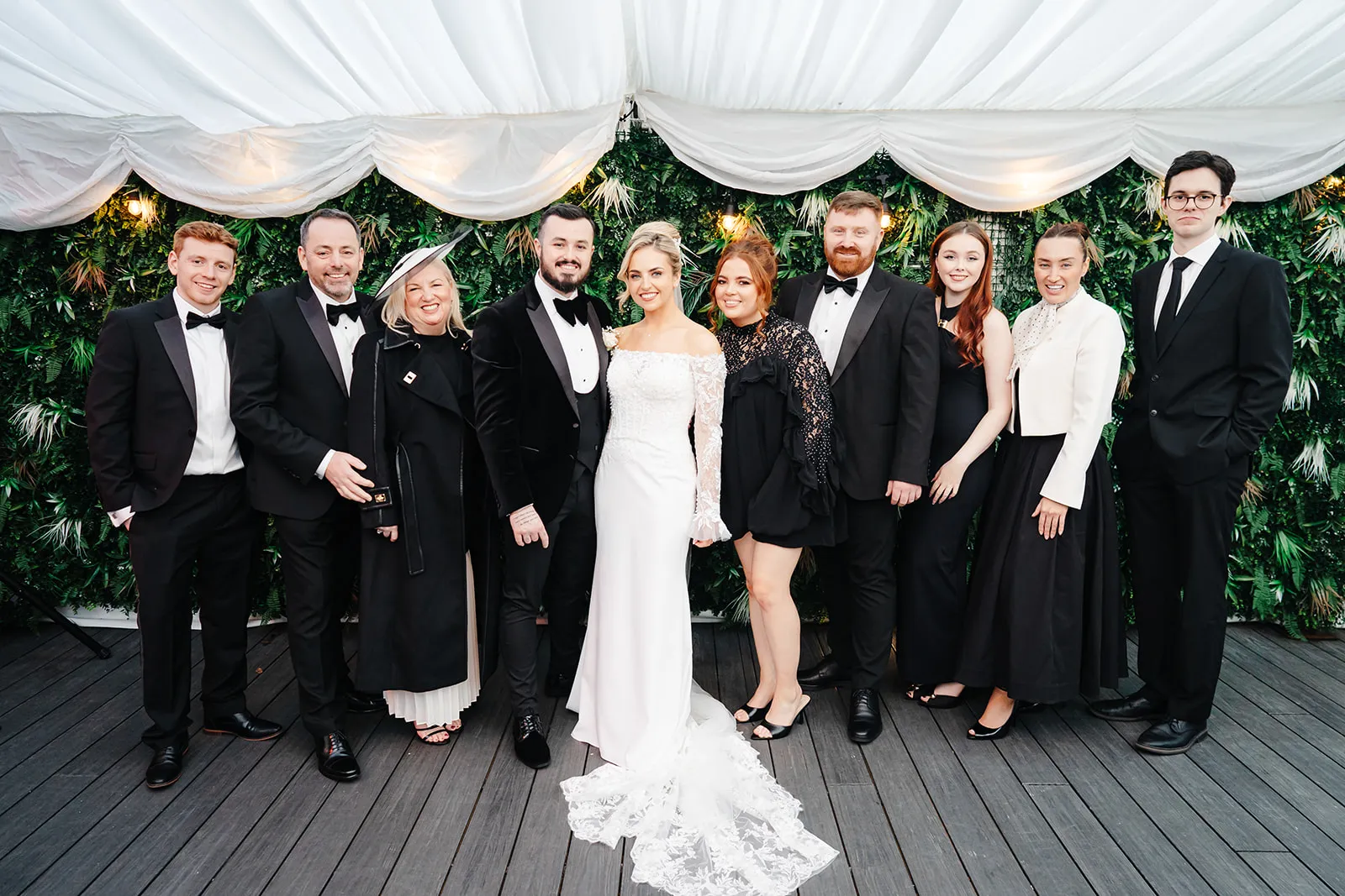 Wedding photo 22 - group-shots