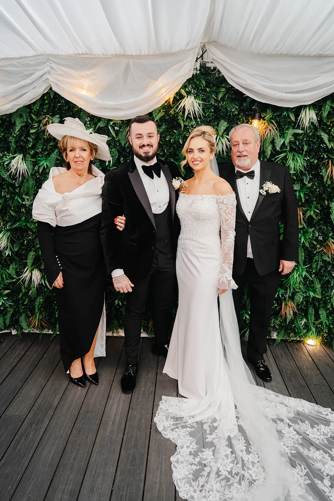 Wedding photo 19 - couple-portraits