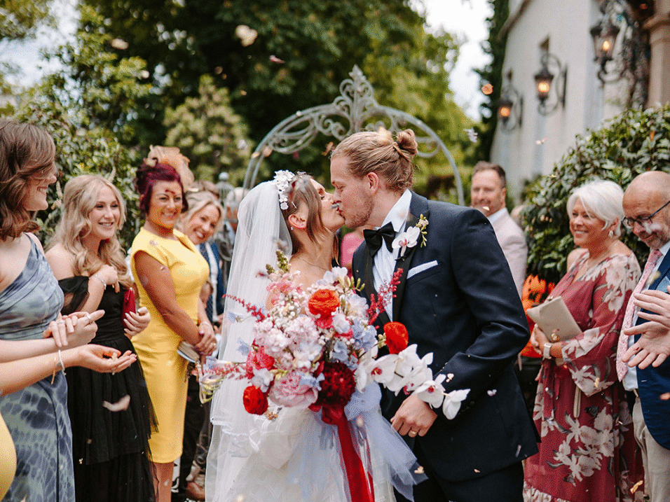 spring wedding flowers