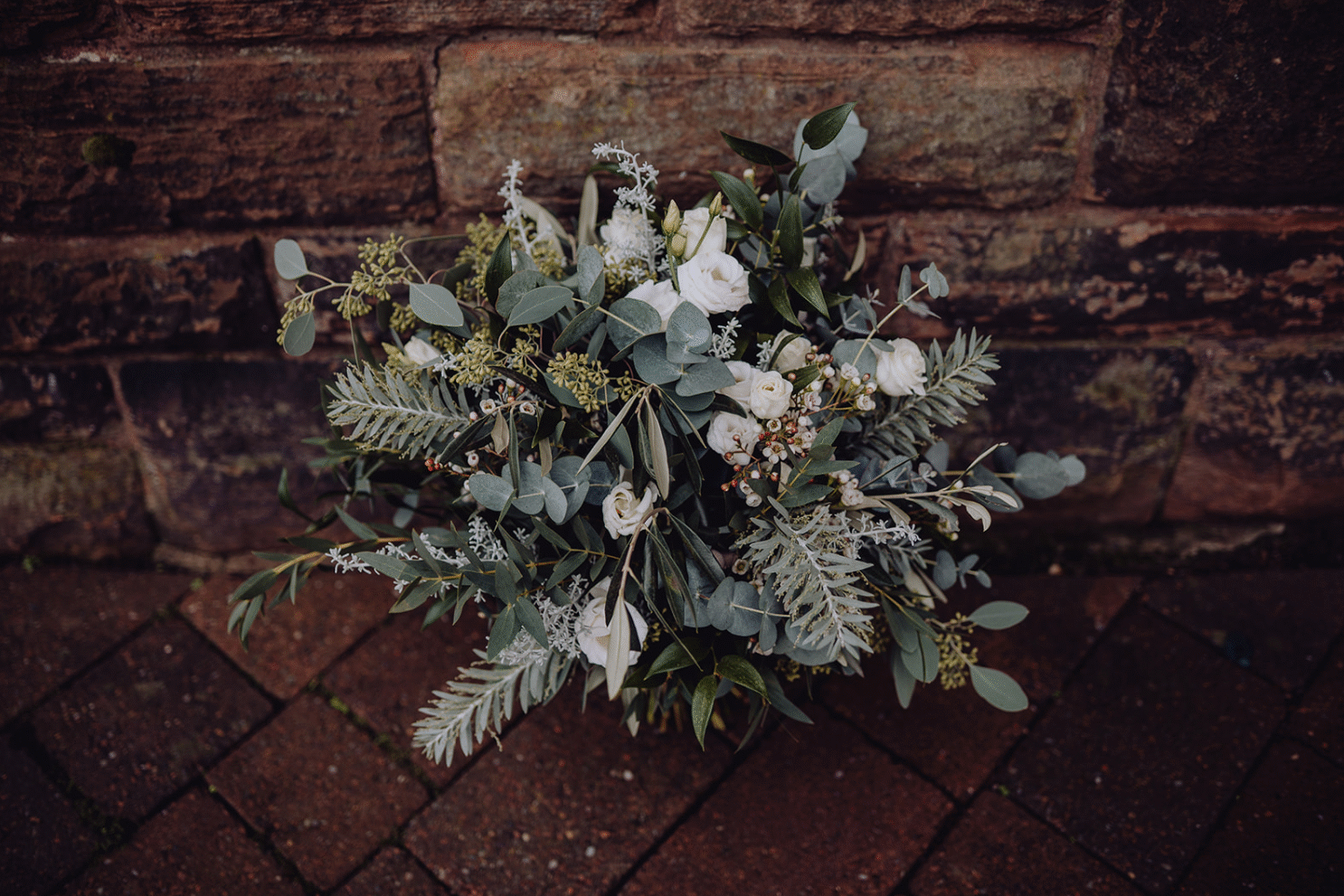 winter wedding flowers